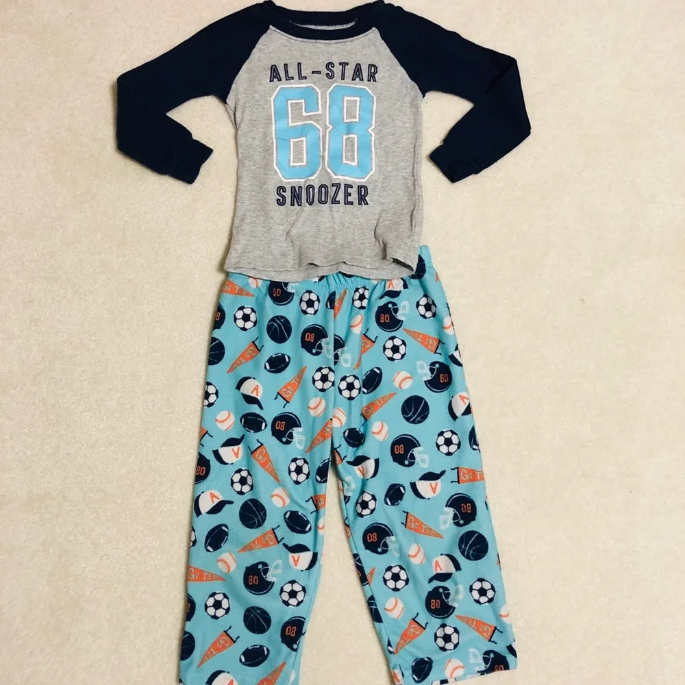 Carter’s Boys Size 2t Fleece Pajamas